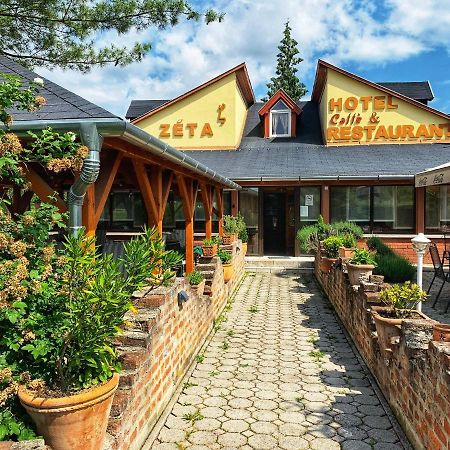 Hotel Zeta Ленті Екстер'єр фото