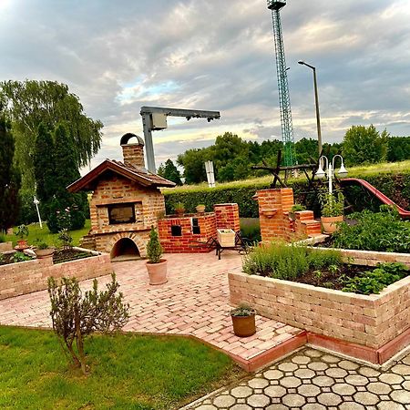 Hotel Zeta Ленті Екстер'єр фото